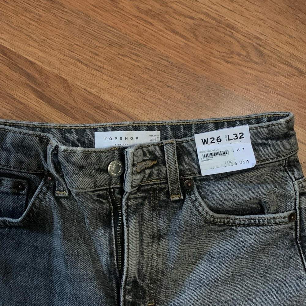 Women jeans. - Picture 2 of 2